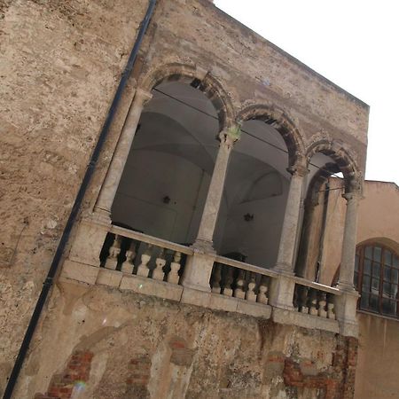 Apartamento Loggiato Palazzo San Matteo Palermo Exterior foto